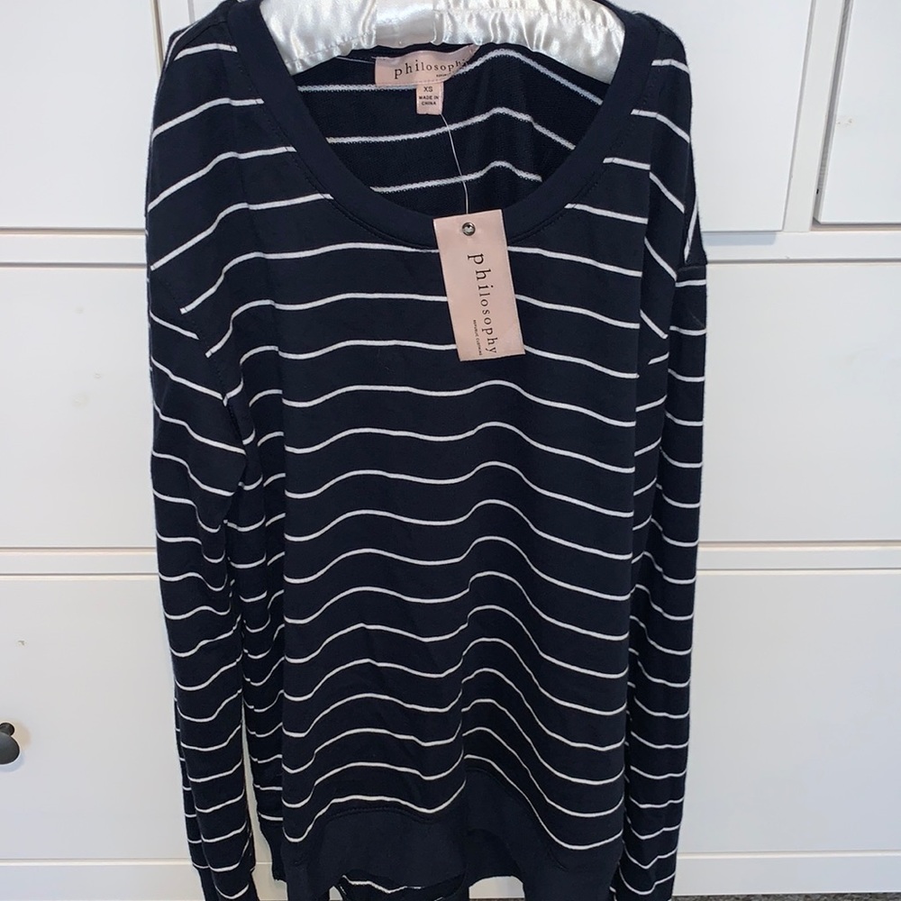 Philosophy Sweater 🤍💙